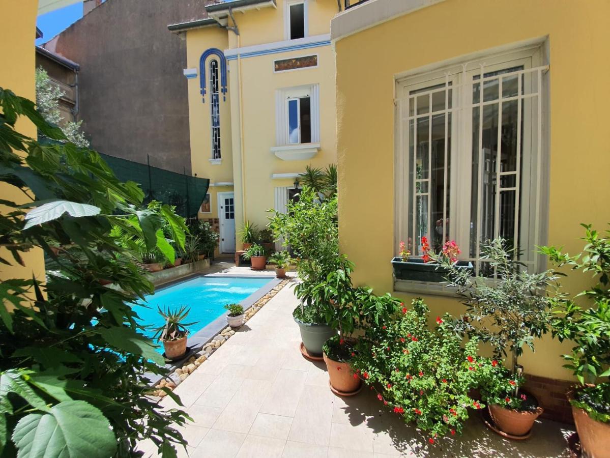 B&B Le Patio En Ville - Chambres D'Hotes 纳博讷 外观 照片