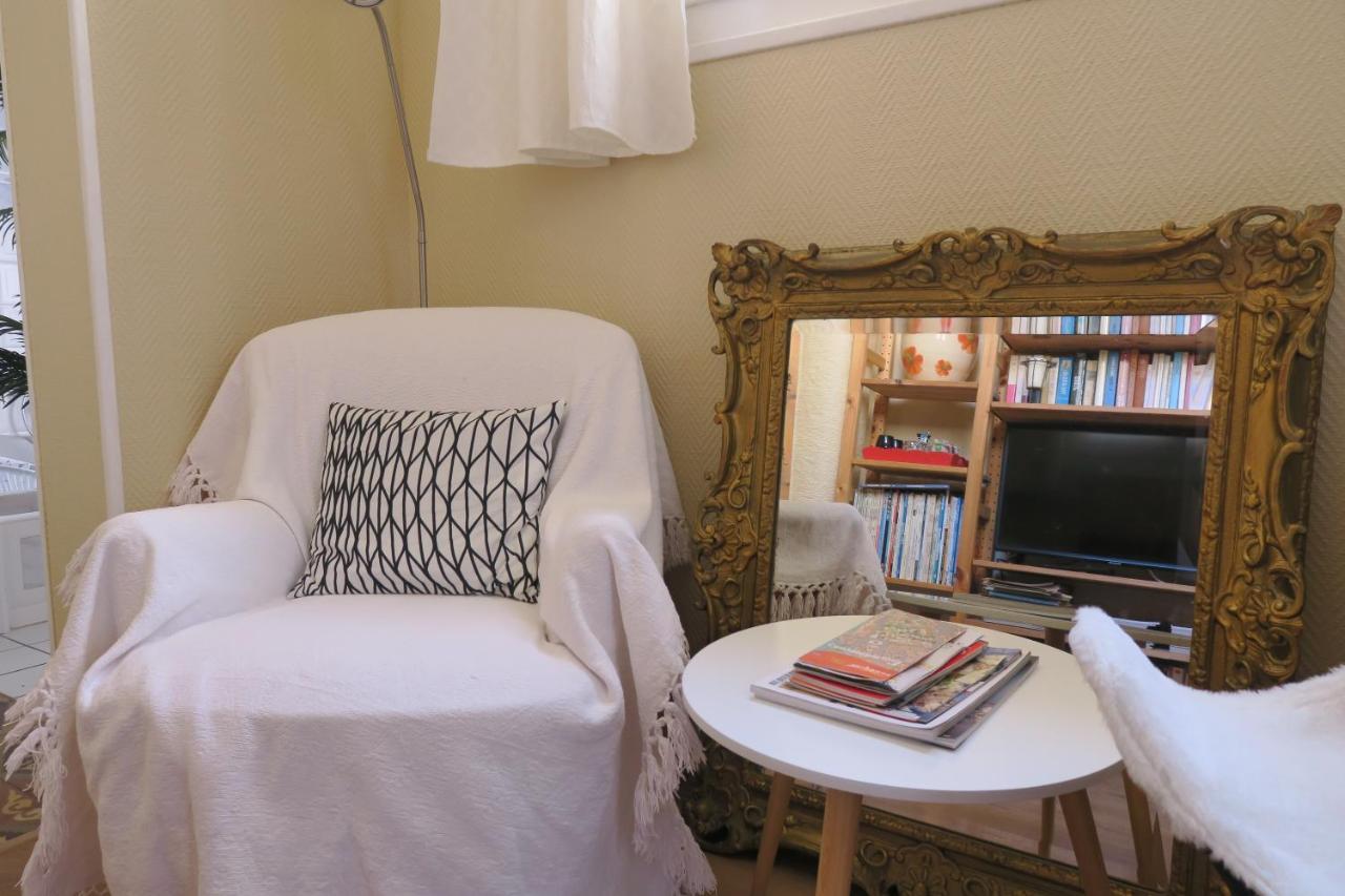 B&B Le Patio En Ville - Chambres D'Hotes 纳博讷 外观 照片