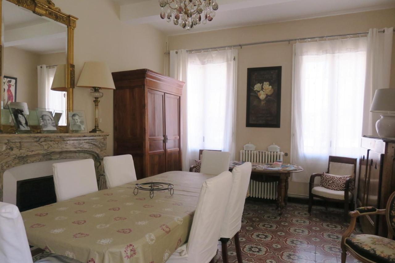 B&B Le Patio En Ville - Chambres D'Hotes 纳博讷 外观 照片