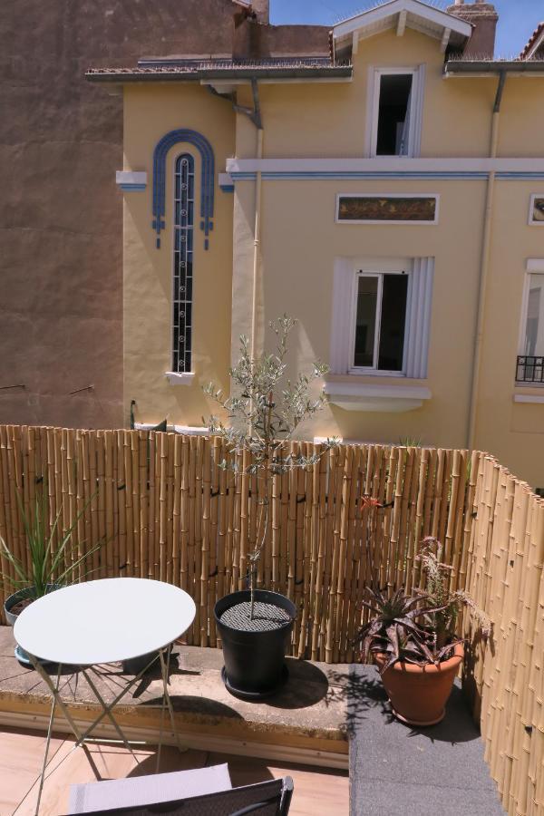 B&B Le Patio En Ville - Chambres D'Hotes 纳博讷 外观 照片