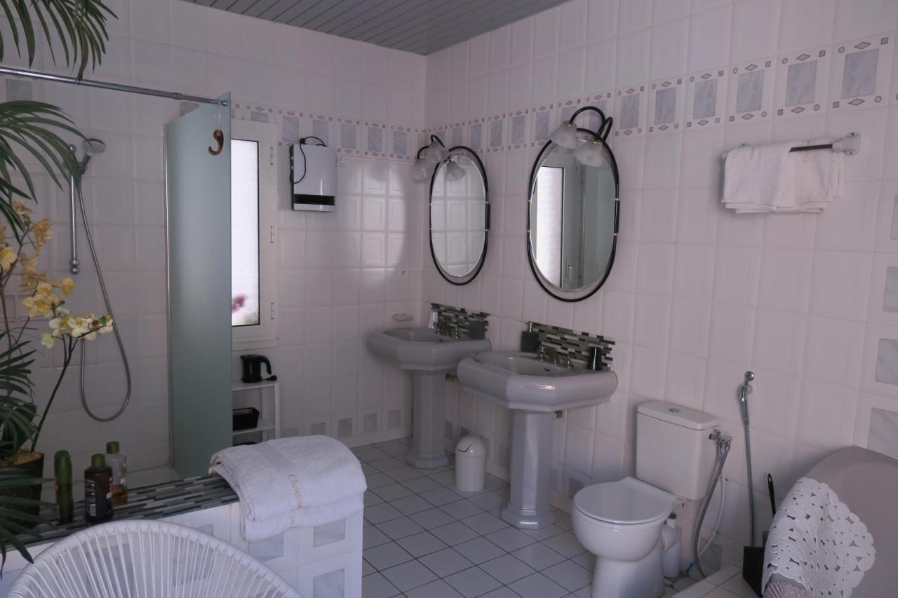 B&B Le Patio En Ville - Chambres D'Hotes 纳博讷 外观 照片